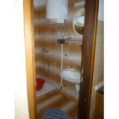 Apartment In With Sea View, Terrace, Air Conditioning, Wi-fi Pisak