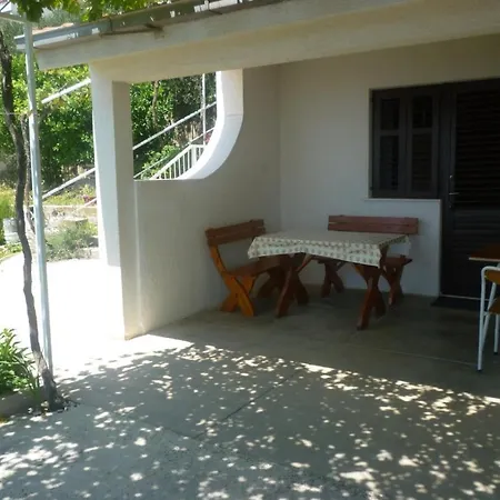 In With Sea View, Terrace, Air Conditioning, Wi-fi